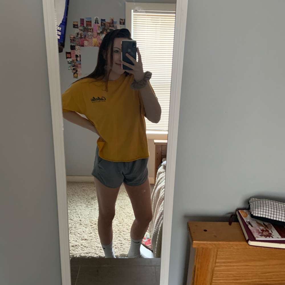 ⭐️ CABELA’S “DON’T TREAD ON ME” T-SHIRT